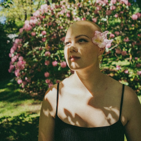 Meet your Posher, Sophie - Picture 1 of 1